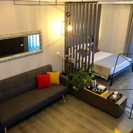 Dimora Augusteo 4*