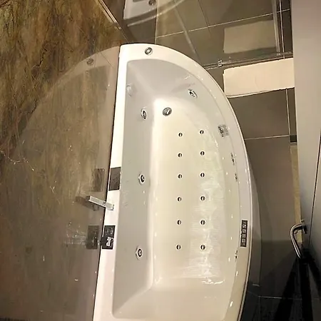 Dimora Augusteo 4*