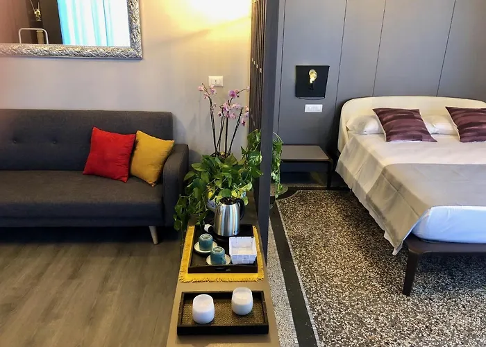 Dimora Augusteo نابولي