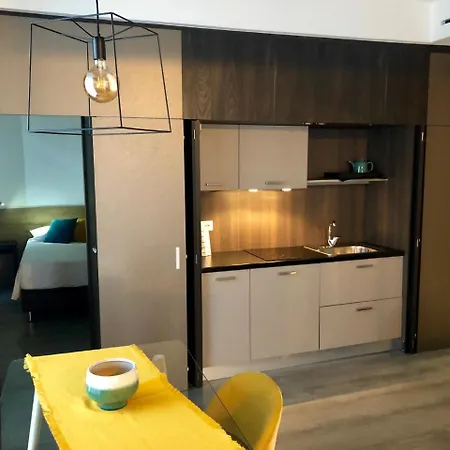 Hotel apartamentowy Dimora Augusteo Neapol